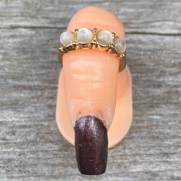 NWT New Urban Outfitters UO Gold/Green/White Five Stackable Ring Set. Size 6. - Picture 6 of 8